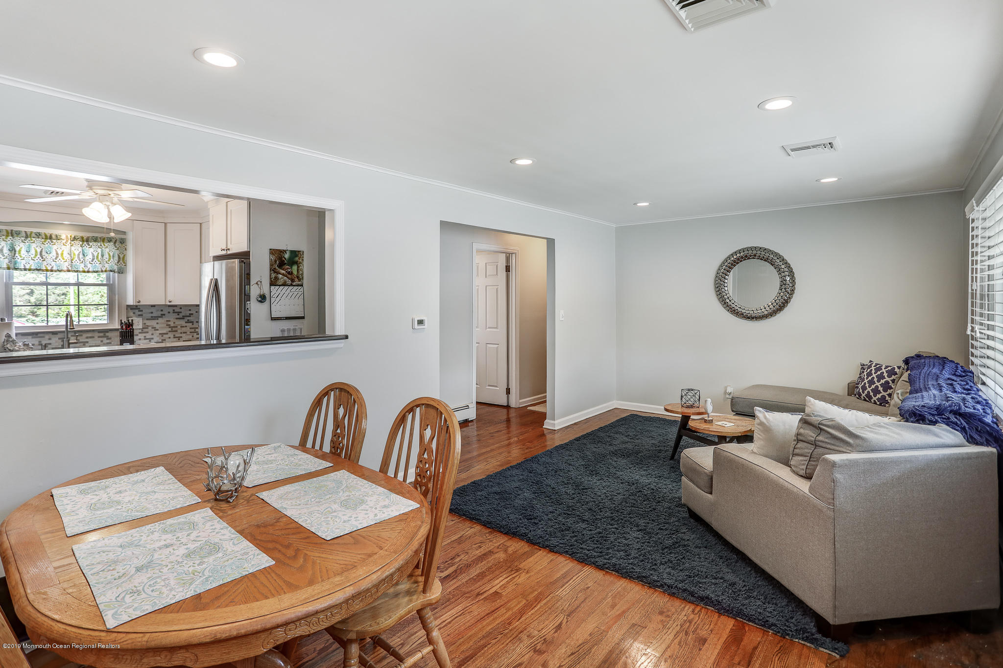 2327 Hollywood Road Point Pleasant, NJ 08742 - Photo 4 of 17 Dining/living
