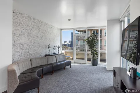 $828,000 | 300 Berry Street, Unit 604, San Francisco, CA 94158