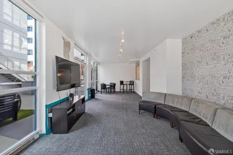 $828,000 | 300 Berry Street, Unit 604, San Francisco, CA 94158