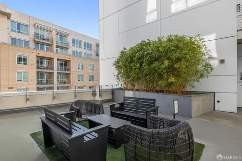 $828,000 | 300 Berry Street, Unit 604, San Francisco, CA 94158