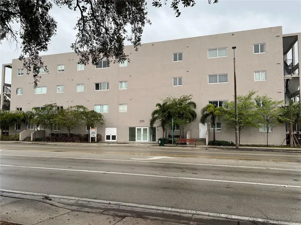 $2,690 | 2311 Northwest 22nd Avenue, Unit 405, Miami, FL 33142
