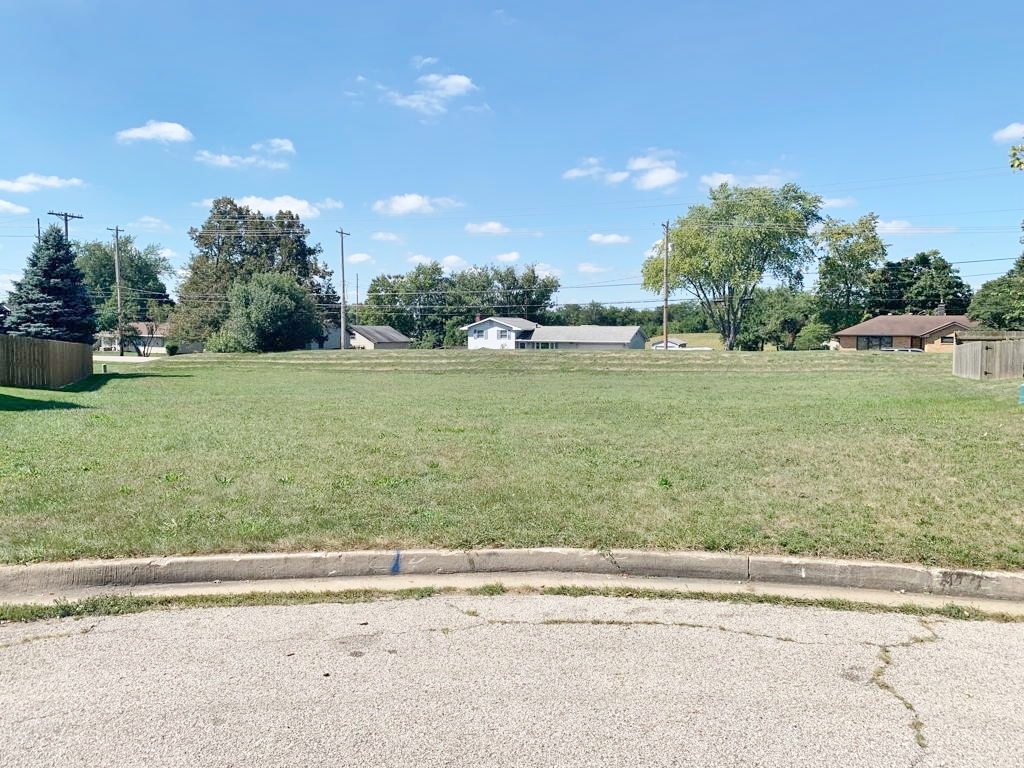 1707 Setter Street Normal, IL 61761 - Photo 2 of 8