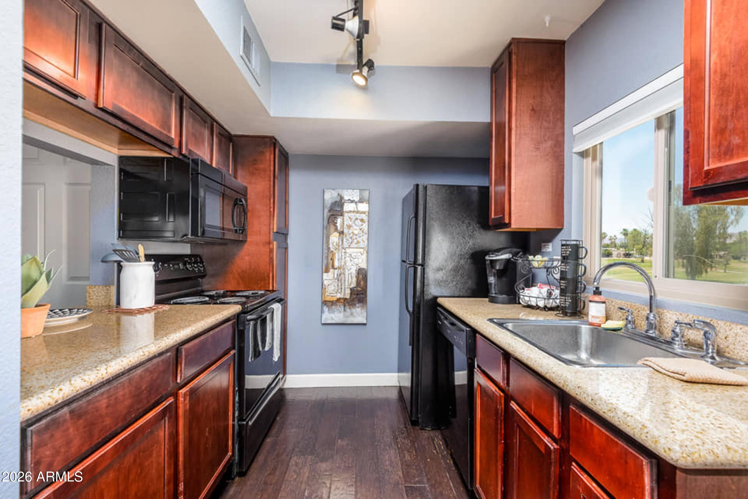 3600 North Hayden Road, Unit 3602 Scottsdale, AZ 85251 - Photo 3 of 12 The perfect space for morning coffee, ea