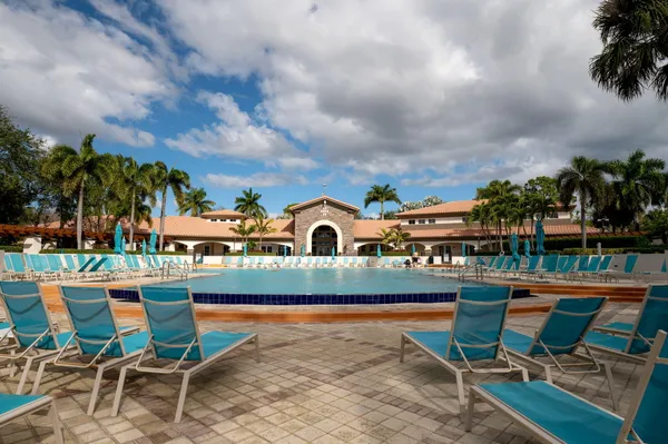 $799,000 | 622 Castle Drive, Palm Beach Gardens, FL 33410