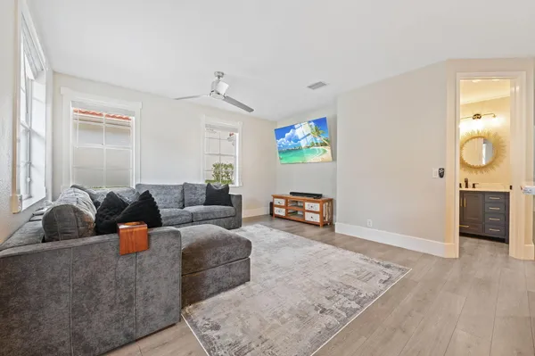 $799,000 | 622 Castle Drive, Palm Beach Gardens, FL 33410