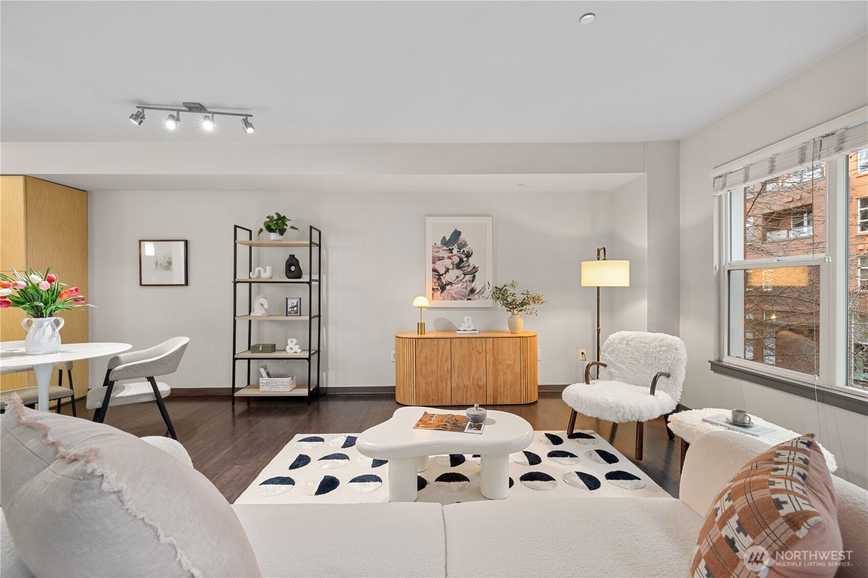 413 Northeast 70th Street, Unit 207 Seattle, WA 98115 - Photo 19 of 39