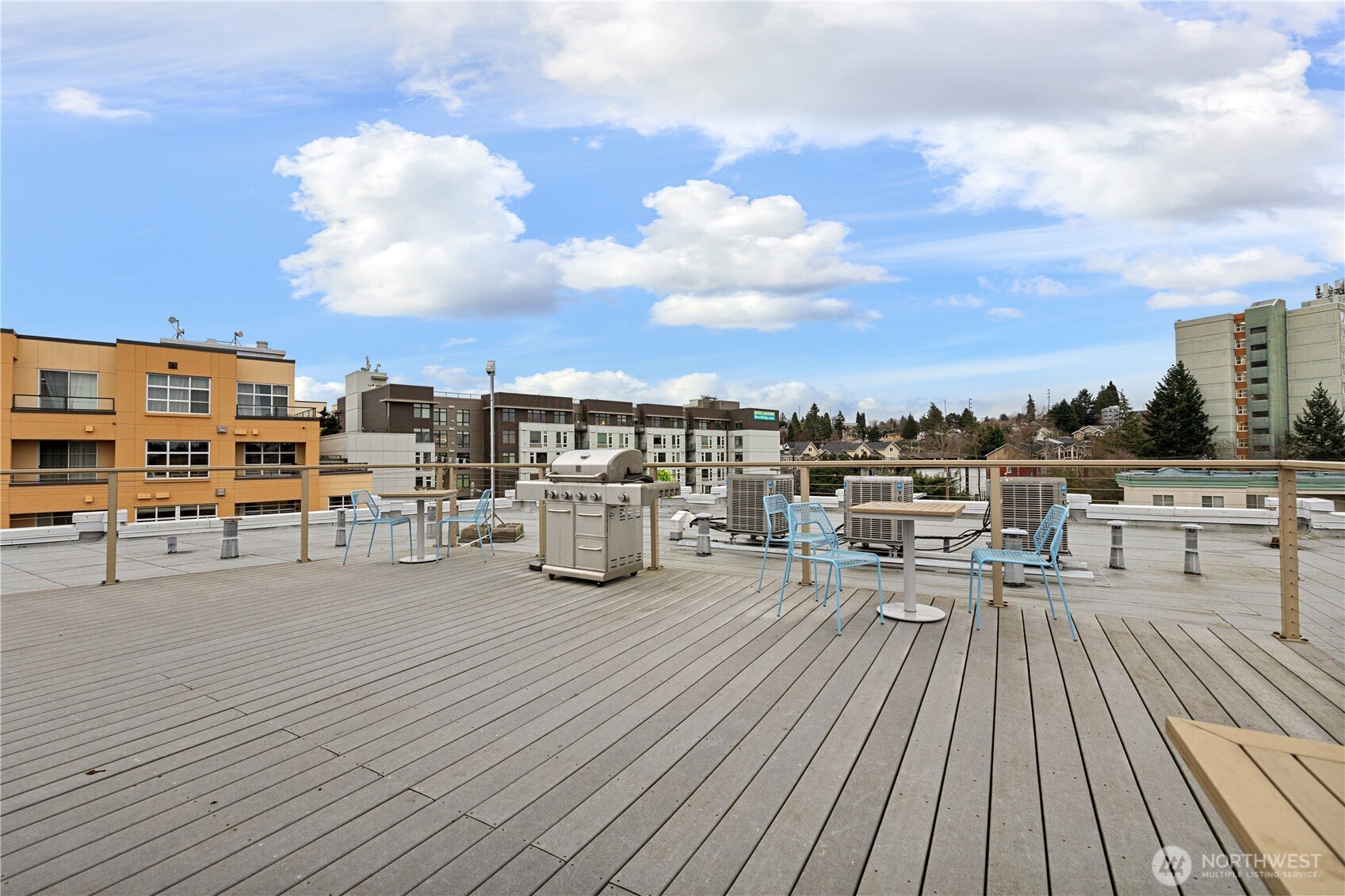 413 Northeast 70th Street, Unit 207 Seattle, WA 98115 - Photo 36 of 39