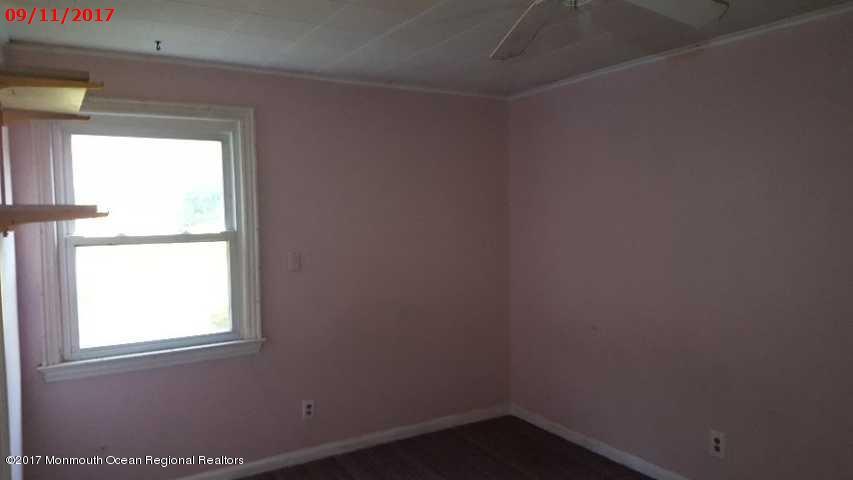 30 Brown Road Morganville, NJ 07751 - Photo 17 of 19 8