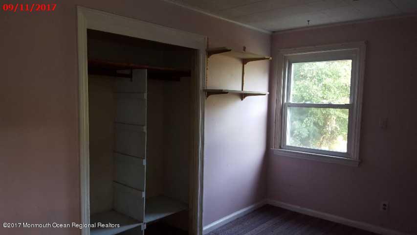 30 Brown Road Morganville, NJ 07751 - Photo 18 of 19 9