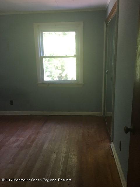 30 Brown Road Morganville, NJ 07751 - Photo 3 of 19 unflagged_189