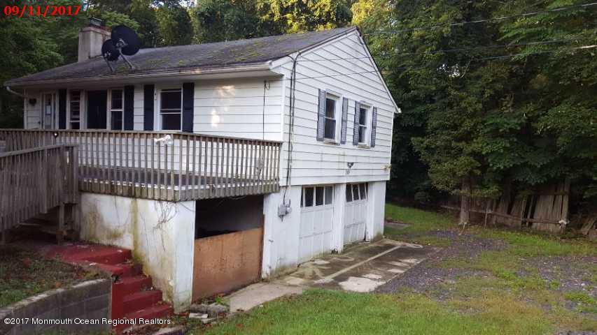 30 Brown Road Morganville, NJ 07751 - Photo 8 of 19 2017-09-15