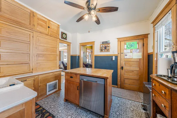 $299,900 | 526 North Ida Street, Appleton, WI 54911