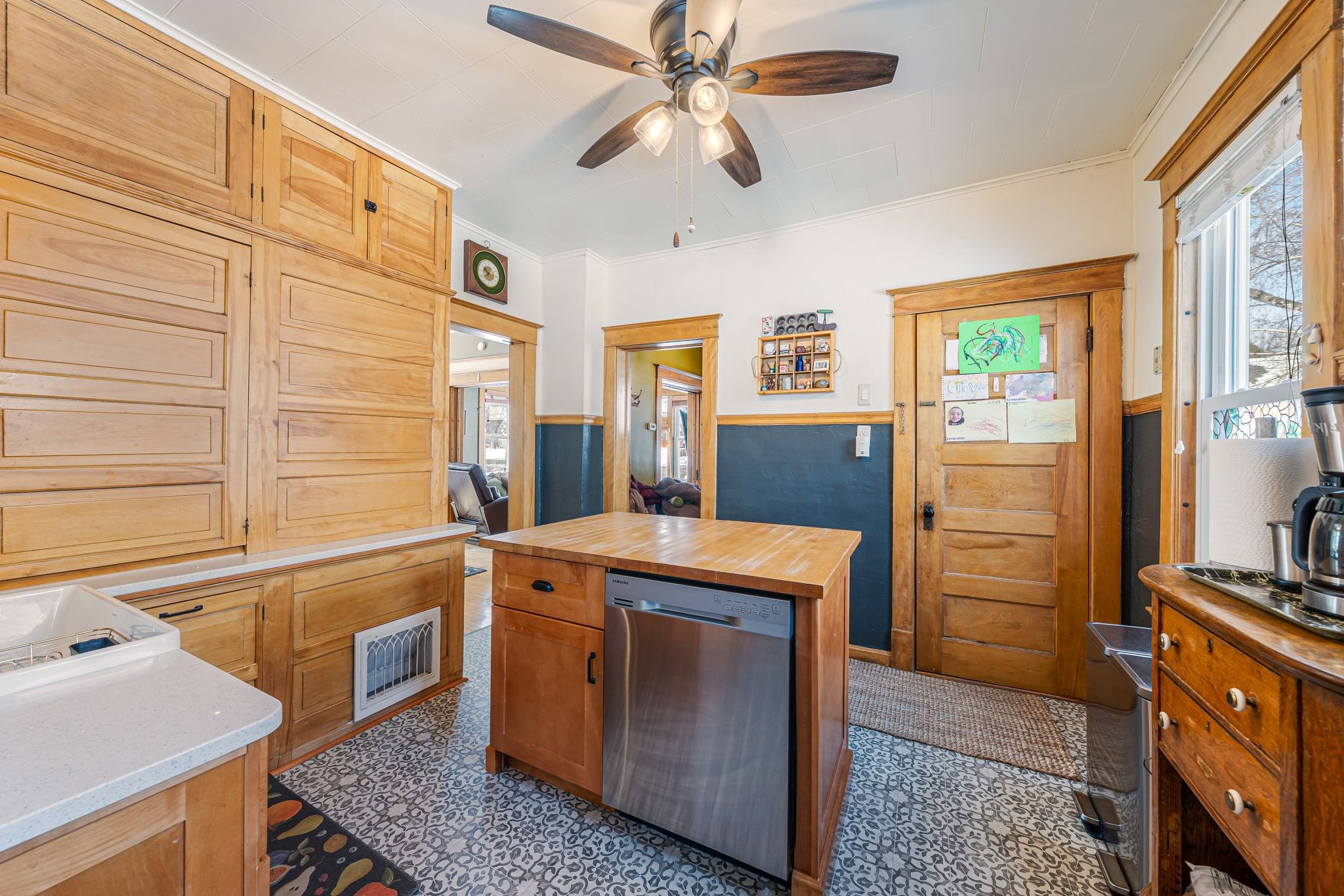 526 North Ida Street Appleton, WI 54911 - Photo 13 of 33