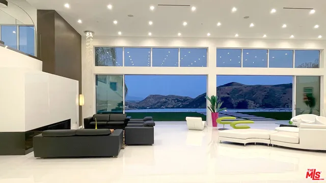 $39,600 | 80 Saddlebow Road, Bell Canyon, CA 91307