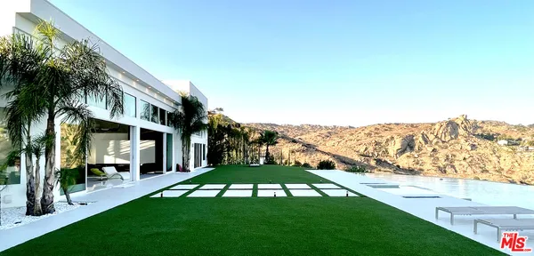 a view of a outdoor space