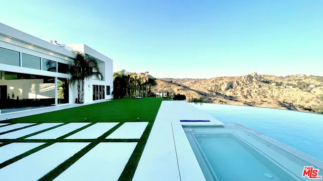 $39,600 | 80 Saddlebow Road, Bell Canyon, CA 91307