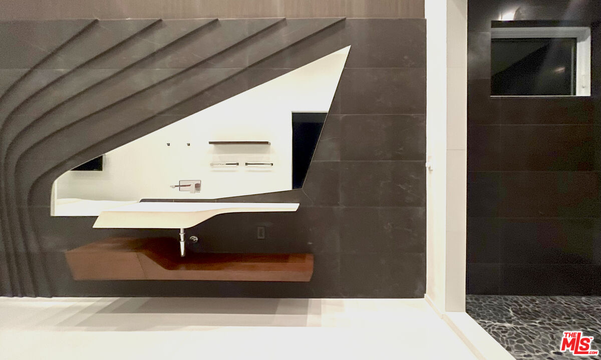 80 Saddlebow Road Bell Canyon, CA 91307 - Photo 28 of 37 a view of entryway