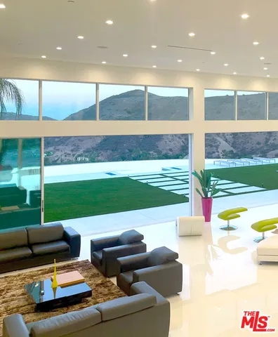 $39,600 | 80 Saddlebow Road, Bell Canyon, CA 91307