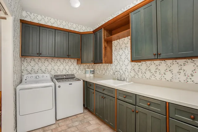 $1,500,000 | 7540 Alaska Ridge Southeast, Alto, MI 49302