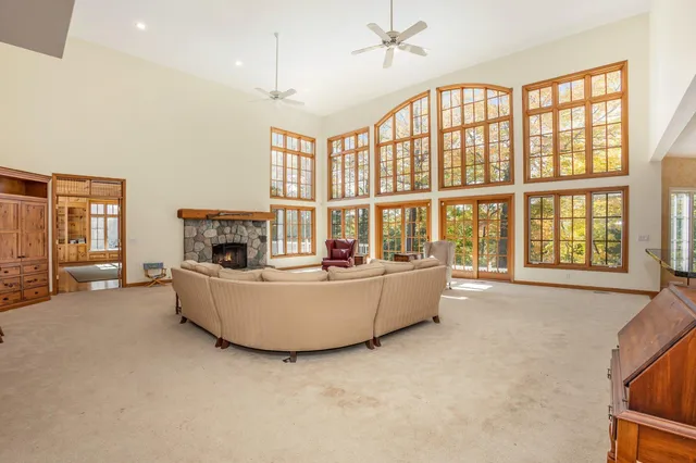 $1,500,000 | 7540 Alaska Ridge Southeast, Alto, MI 49302