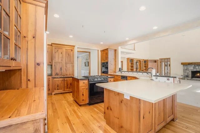 $1,500,000 | 7540 Alaska Ridge Southeast, Alto, MI 49302