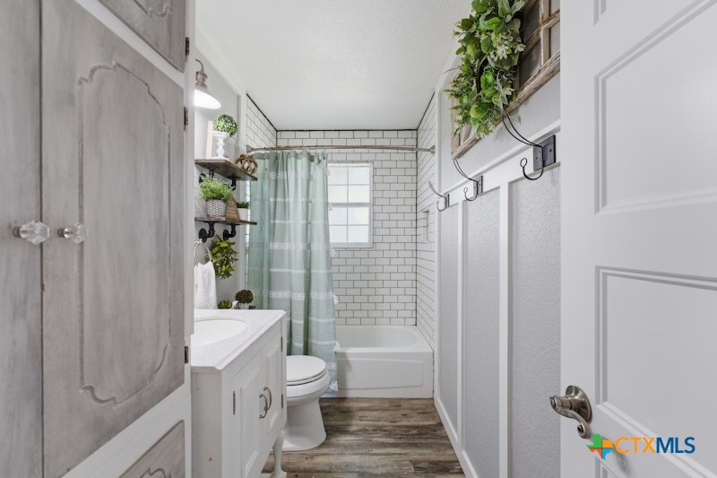 3630 Bottoms East Road Troy, TX 76579 - Photo 18 of 37 Full Bathrom