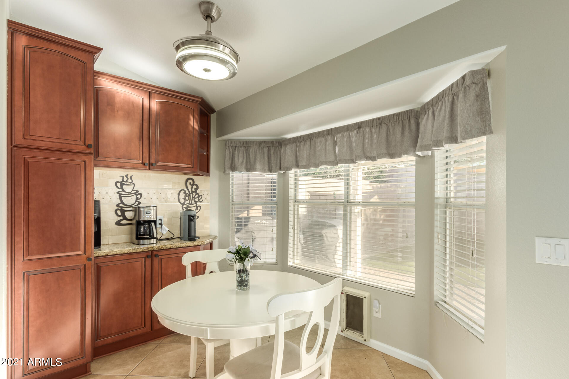 7533 West Calavar Road Peoria, AZ 85381 - Photo 10 of 35 10-Calavar