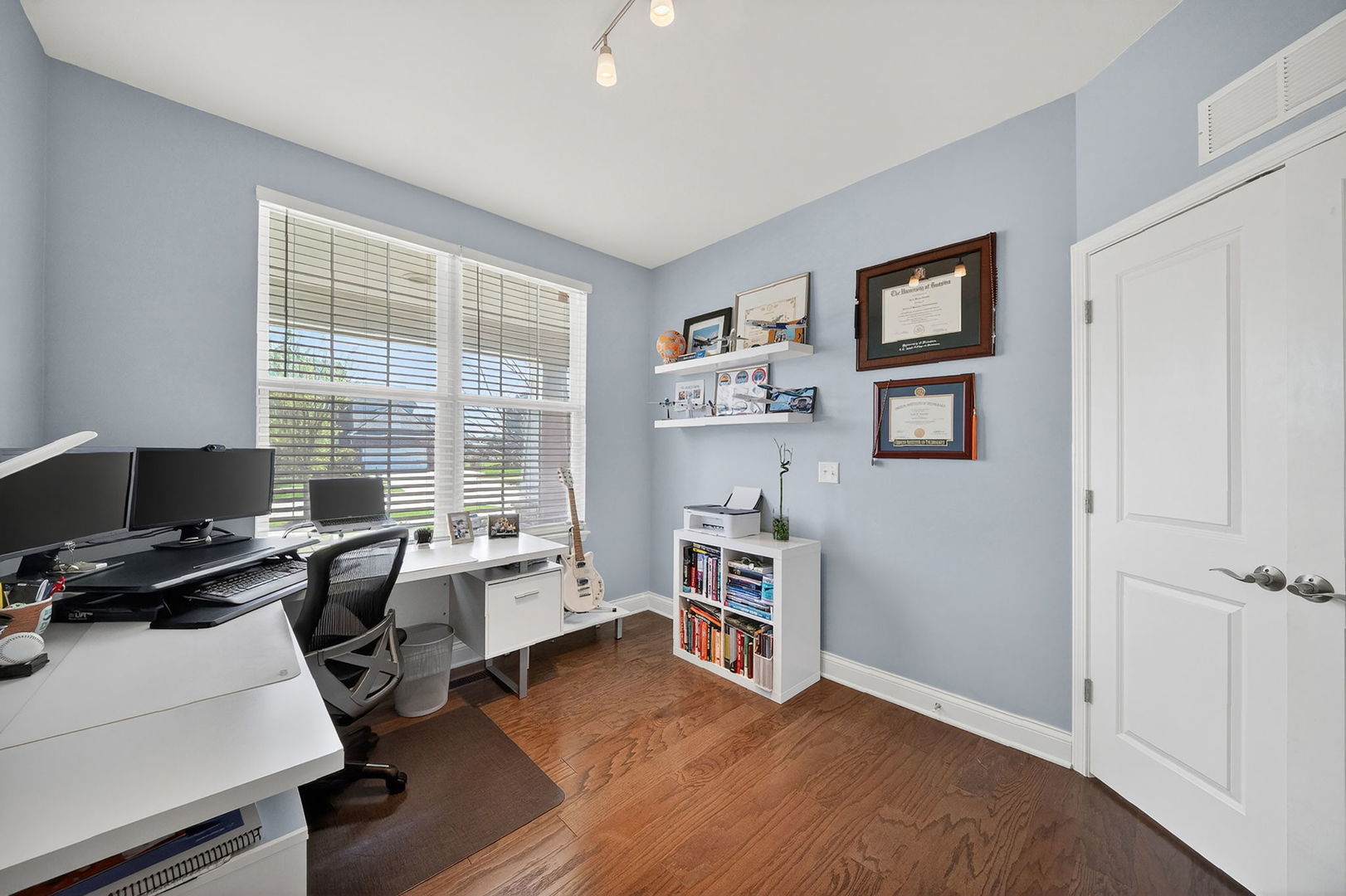 4319 Plantree Road Naperville, IL 60564 - Photo 9 of 69