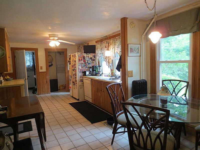 205 Old River Road Lincoln, RI 02865 - Photo 6 of 24 Kitchen.
