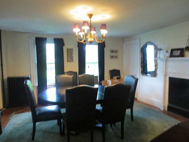 205 Old River Road Lincoln, RI 02865 - Photo 7 of 24 Dining Room.