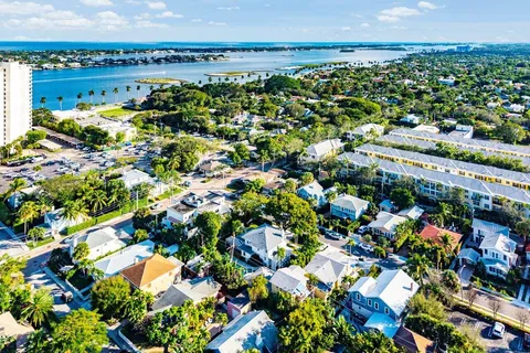 $2,900,000 | 307 Wildermere Road, West Palm Beach, FL 33401