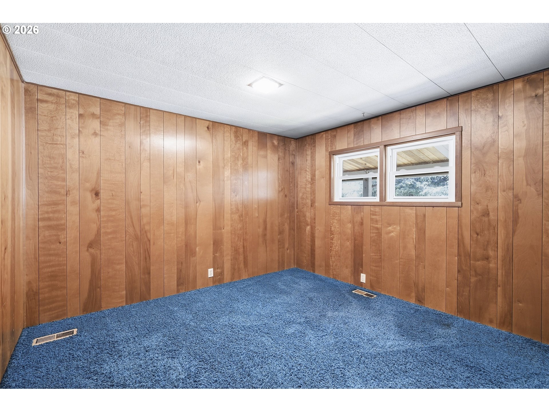 21945 South Lower Highland Road Beavercreek, OR 97004 - Photo 25 of 41 Bedroom