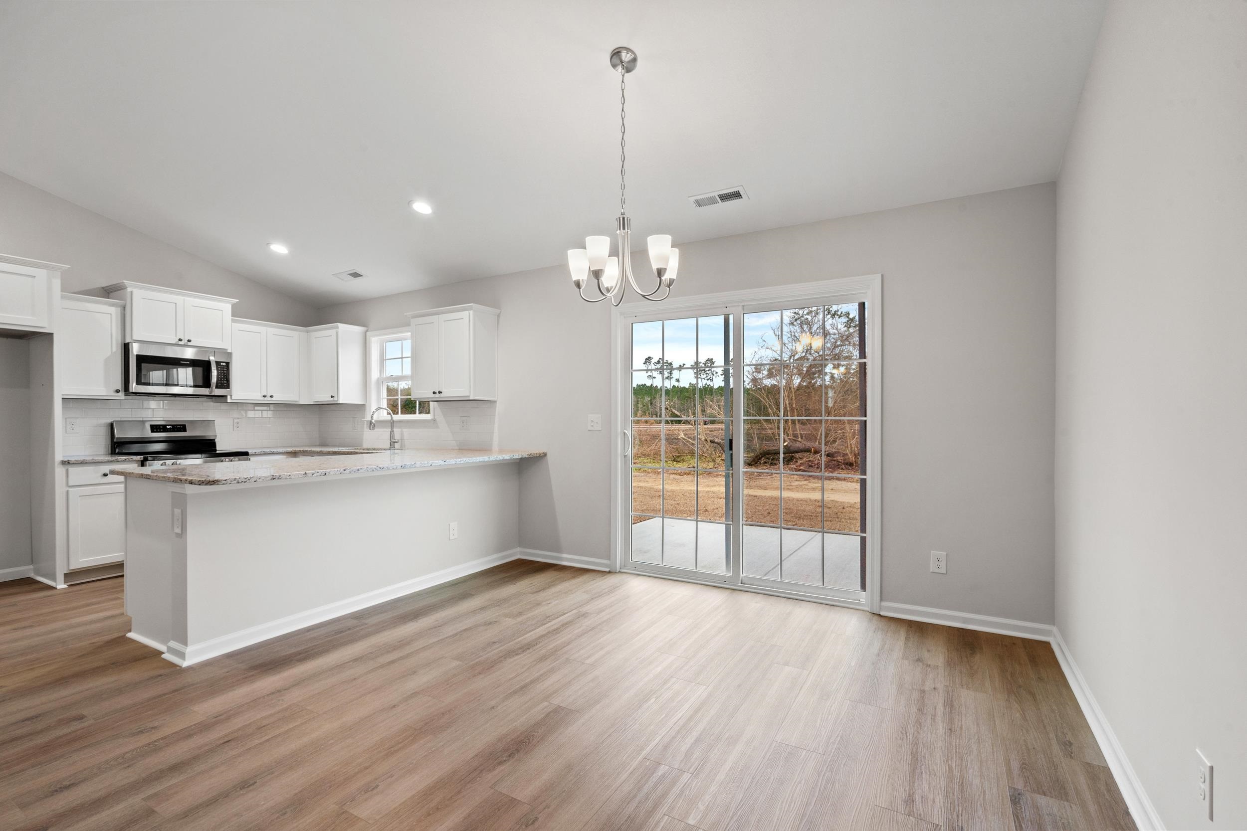 44 Bennington Court Georgetown, SC 29440 - Photo 5 of 27