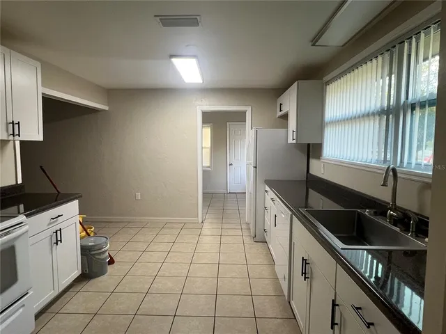 $1,700 | 1568 Northeast 10th Street, Ocala, FL 34470