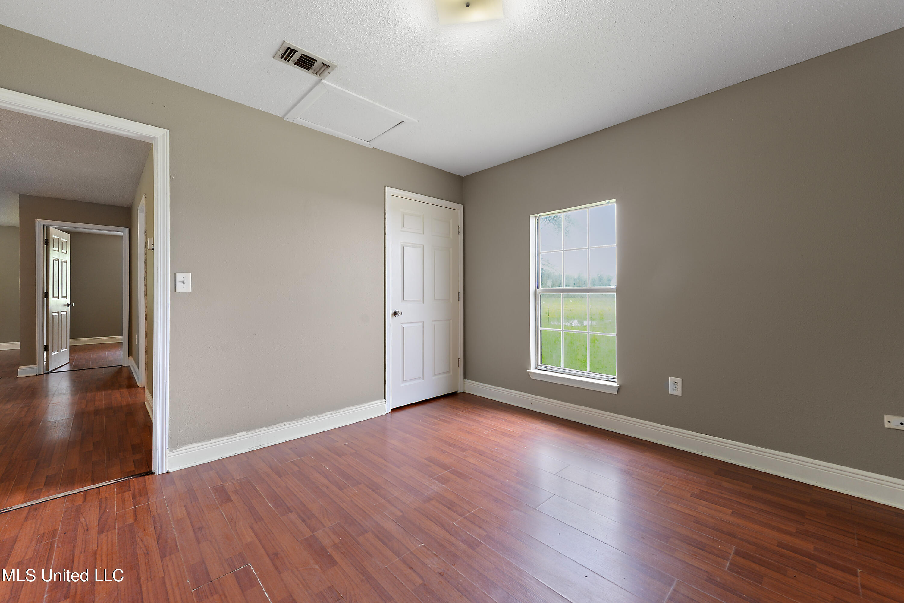 8417 Bayou Cumbest Road Moss Point, MS 39562 - Photo 17 of 23 016 (3)