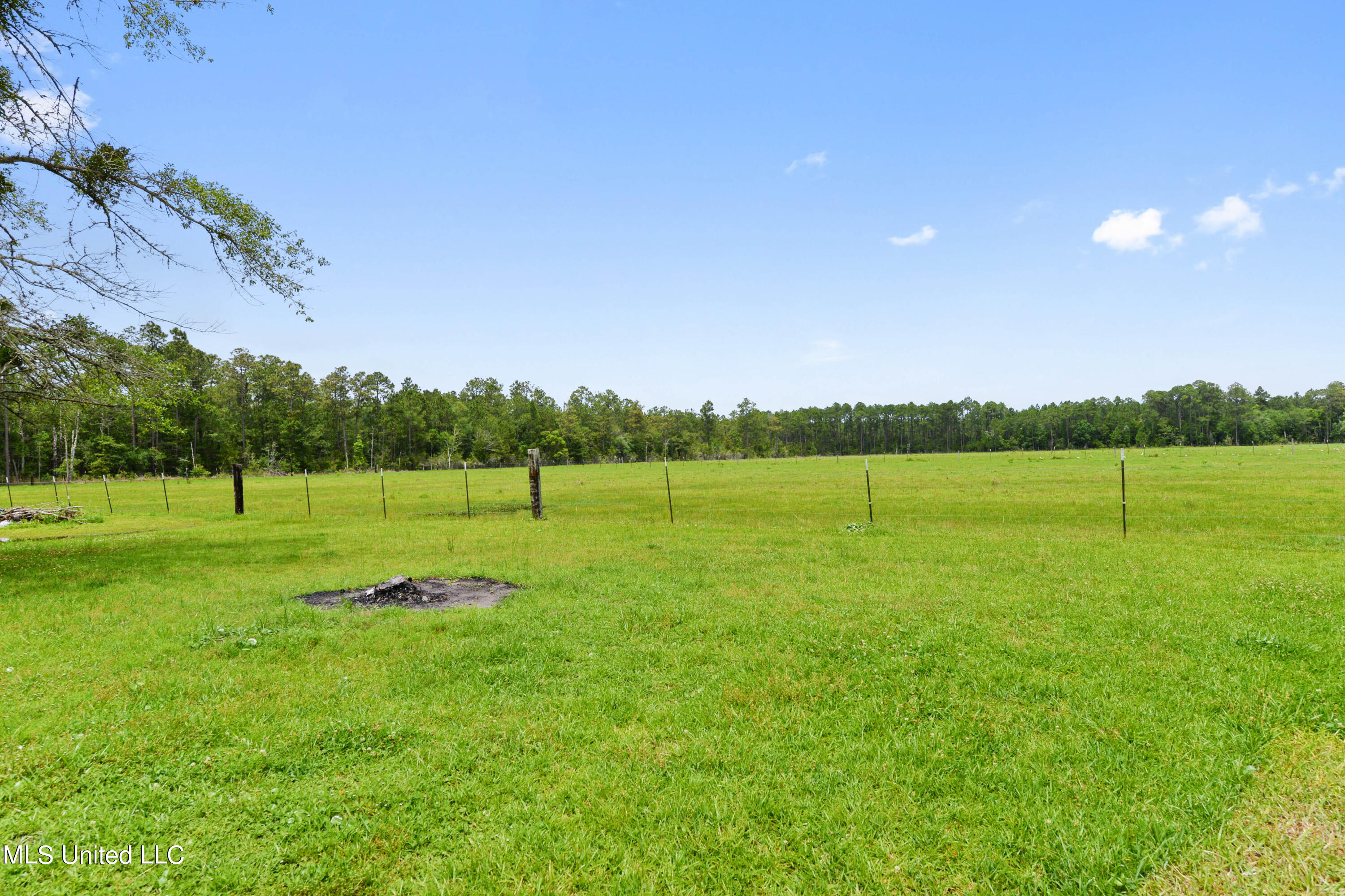 8417 Bayou Cumbest Road Moss Point, MS 39562 - Photo 22 of 23 021 (3)