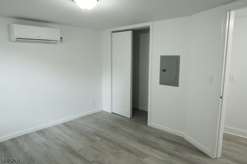 15 3rd Street Wayne, NJ 07470 - Photo 10 of 12