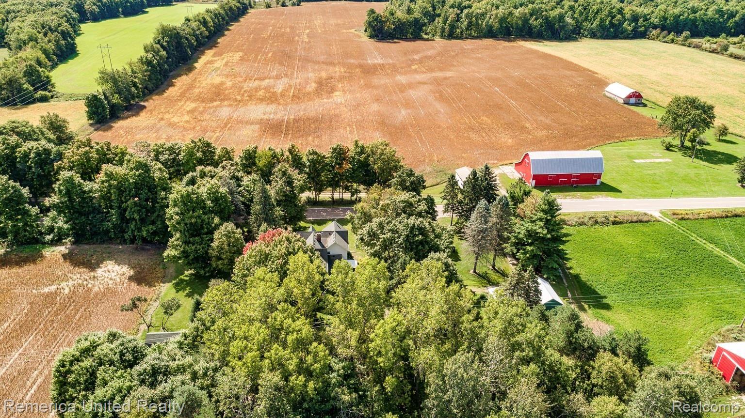 1445 East Cohoctah Road Howell, MI 48855 - Photo 59 of 64 DJI_0017.jpg