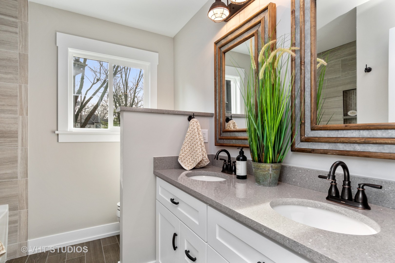 730 East Hillside Road Naperville, IL 60540 - Photo 15 of 20