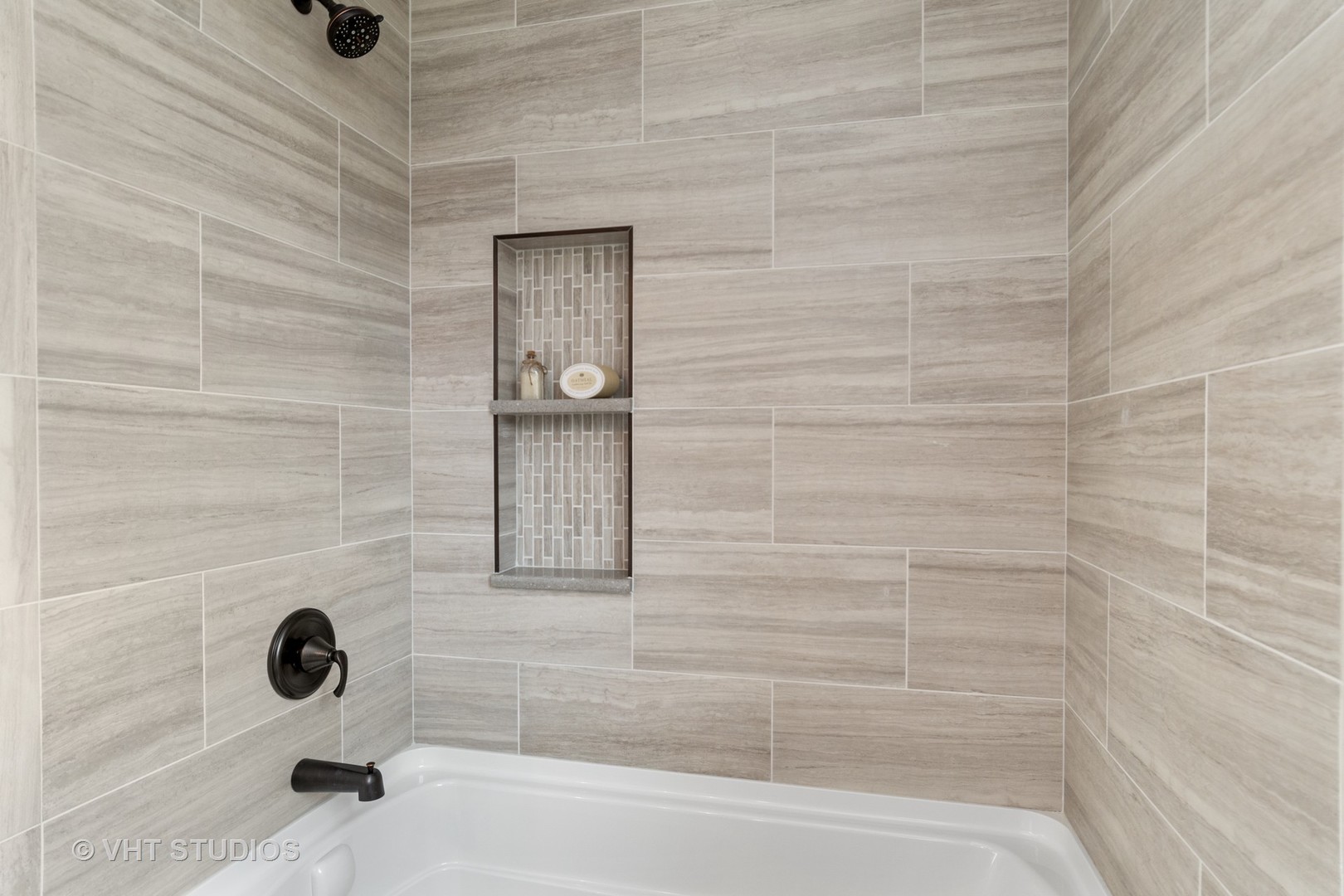 730 East Hillside Road Naperville, IL 60540 - Photo 16 of 20