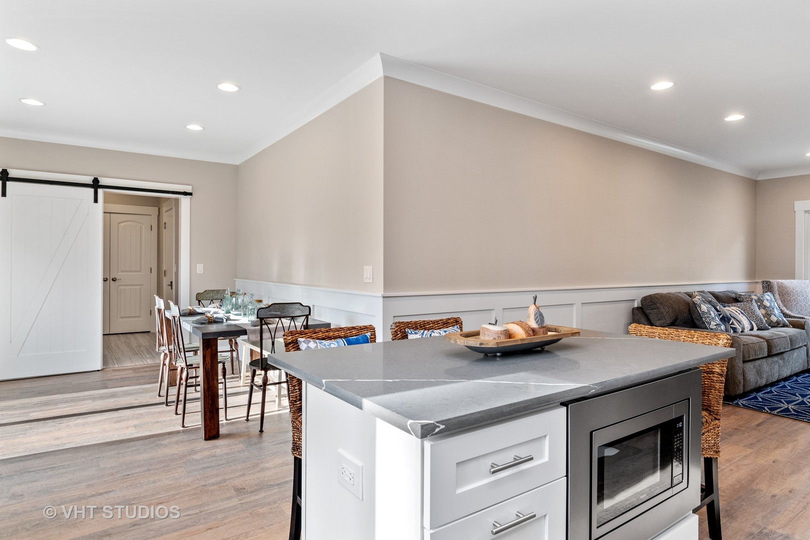 730 East Hillside Road Naperville, IL 60540 - Photo 6 of 20