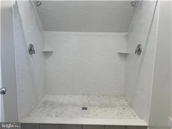 $2,700 | 905 Rodman Road, Bellefonte, DE 19809