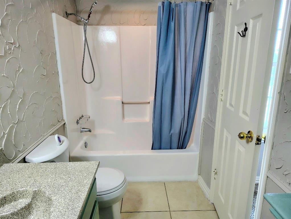 1928 Etain Road Irving, TX 75060 - Photo 14 of 22