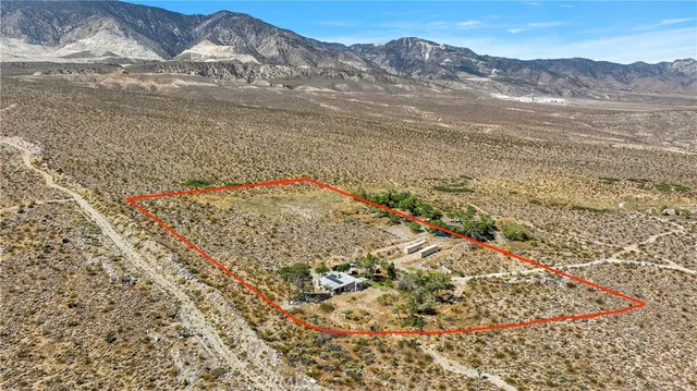 $389,900 | 38450 Highway 18, Lucerne Valley, CA 92356