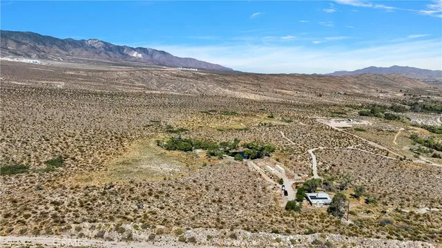 $389,900 | 38450 Highway 18, Lucerne Valley, CA 92356