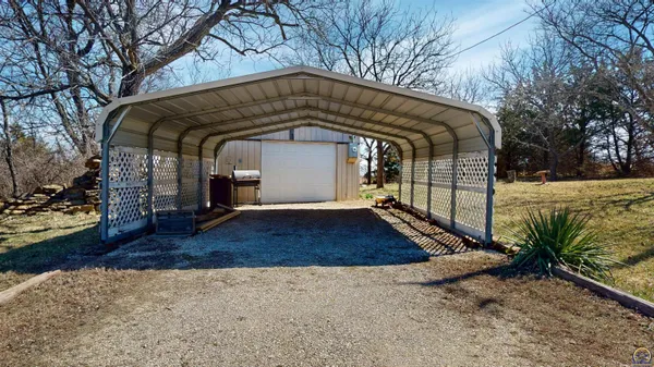 $349,900 | 11973 Southwest 77th Street, Auburn, KS 66402