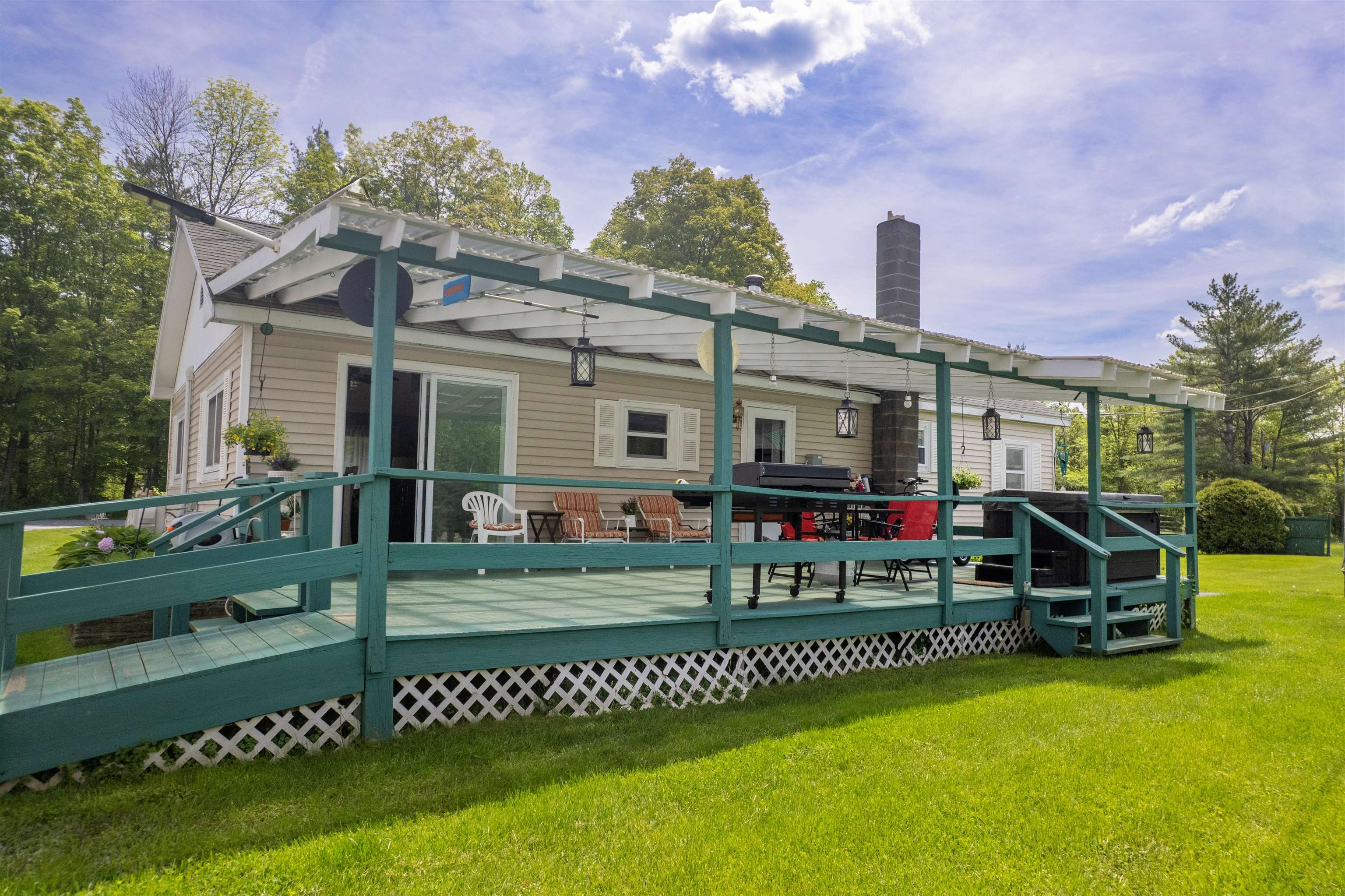 233 Squires Road Manchester, VT 05255 - Photo 4 of 27
