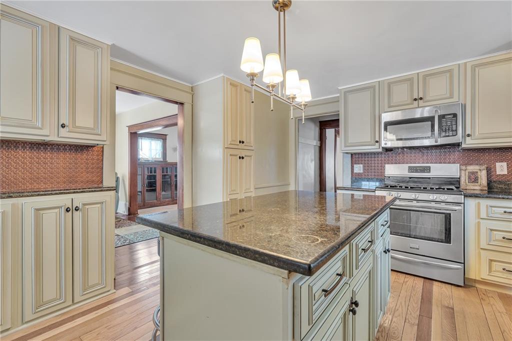 1195 4th Street Beaver, PA 15009 - Photo 16 of 32 Kitchen