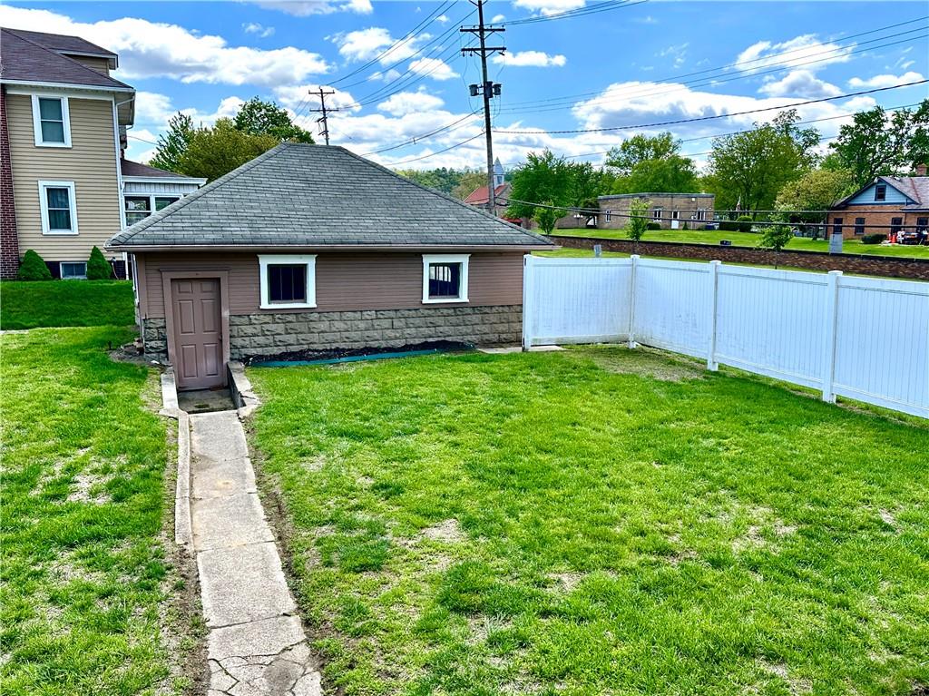 1195 4th Street Beaver, PA 15009 - Photo 6 of 32