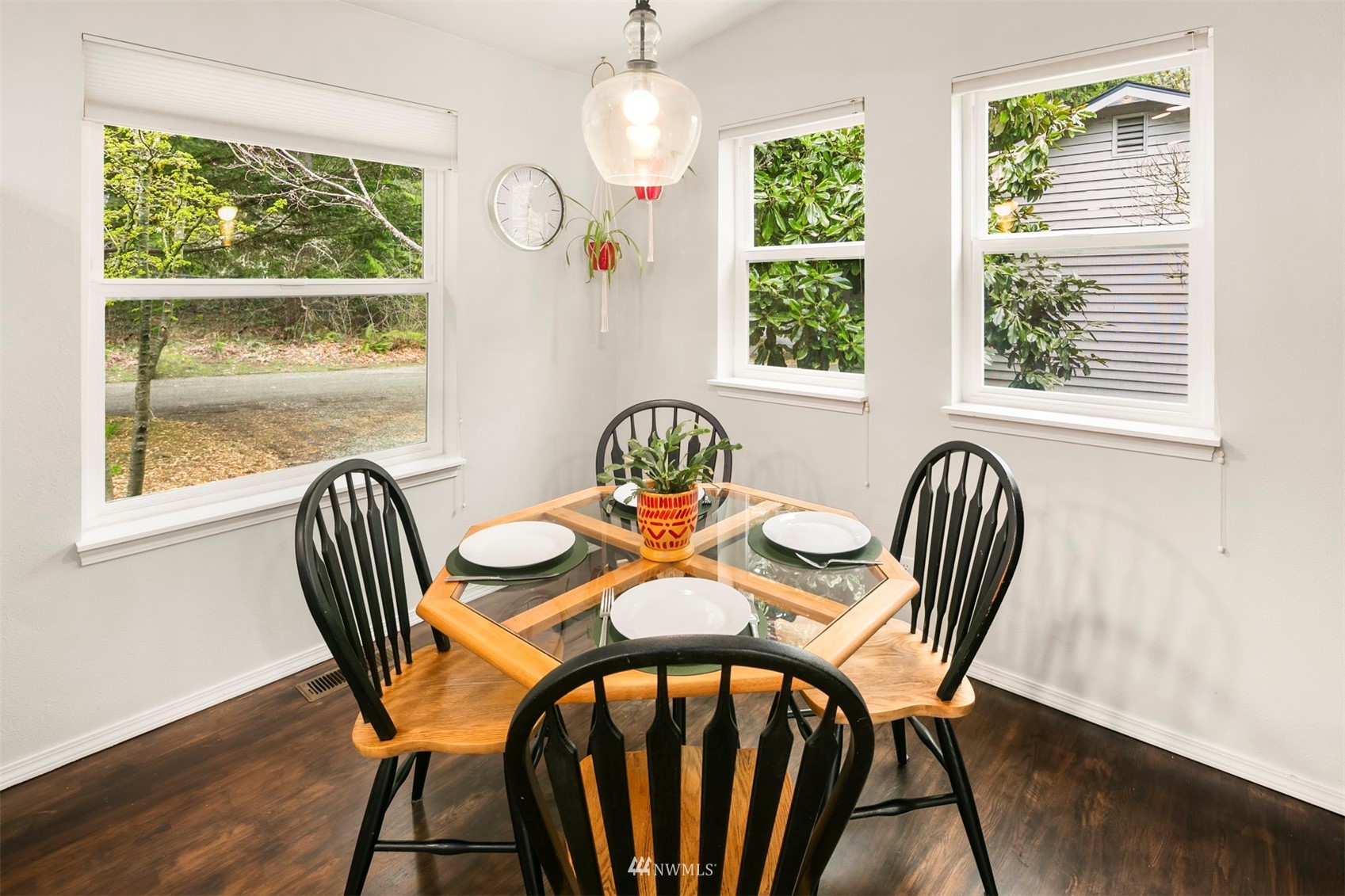 13616 184th Avenue Southeast Renton, WA 98059 - Photo 12 of 39 Gallery Image 12